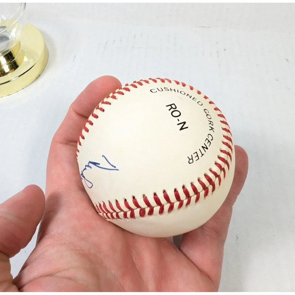 Vintage Duke Snider Signed Baseball‎ NO COA Dodgers MLB Rawlings